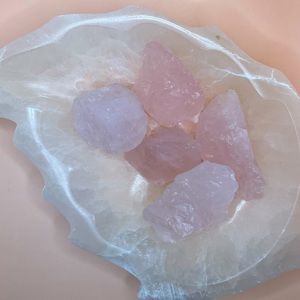Rose Quartz 5 Pieces Rough Raw Stone Healing Gemstones Bulk Crystal